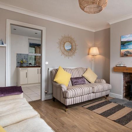 Windy Ridge Terrace With Beautiful Sea Views, North Wales Coast Villa Old Colwyn Bagian luar foto