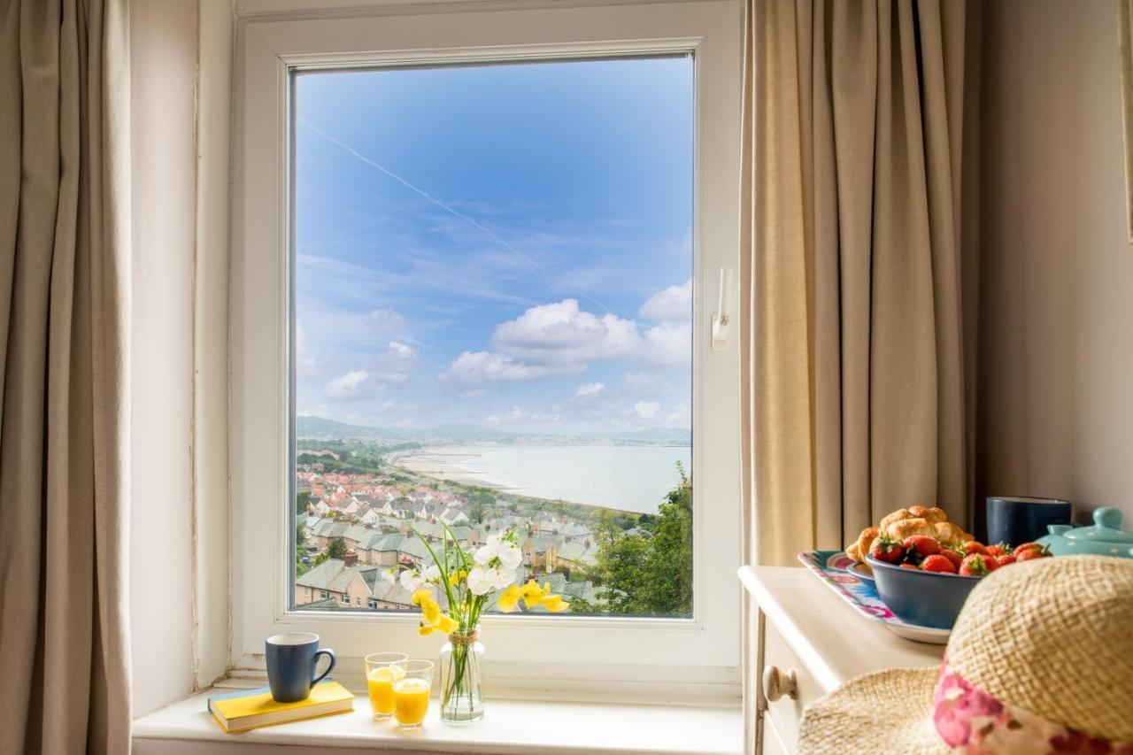 Windy Ridge Terrace With Beautiful Sea Views, North Wales Coast Villa Old Colwyn Bagian luar foto